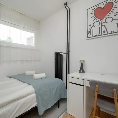 Modern Close To The Market Square By Renters